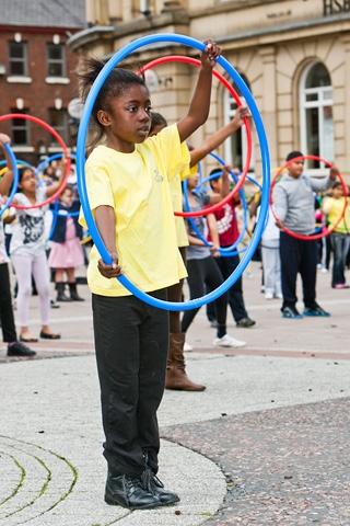 Attempt at Guinness World Record for a choreographed hula hoop routine