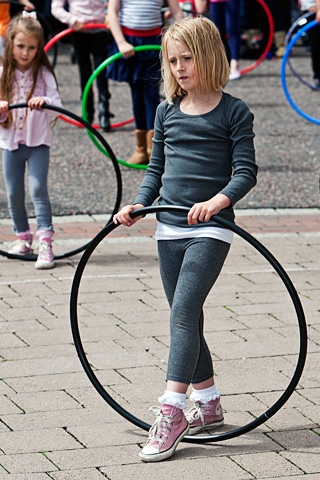 Attempt at Guinness World Record for a choreographed hula hoop routine