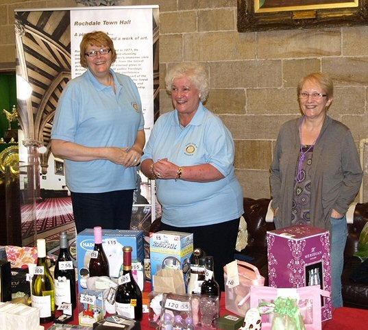 Rotarians Irene Davidson and Ann Stott supporting the Town Hall