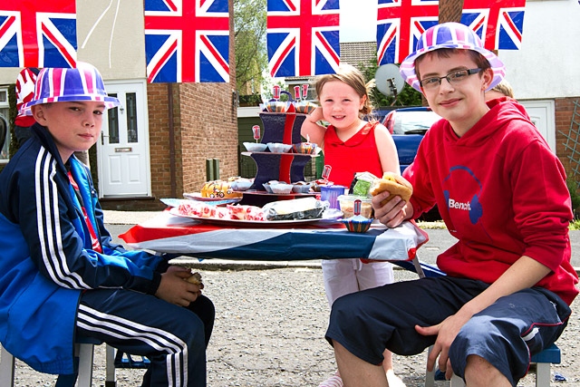 Collier Avenue - Jubilee Street Party