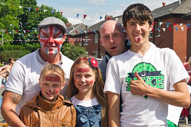 Raines Crest - Jubilee Street Party