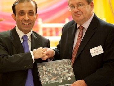 The visitors from Pakistan met Chamber Chief Executive, Clive Memmott, and members of our International Trade Team