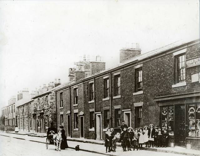 Photograph of the Denehurst Stores shop circa 1895 (no tram lines – installed about 1896/7)