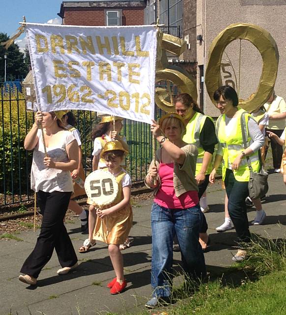 Summer arrives for the Darnhill Festival‏