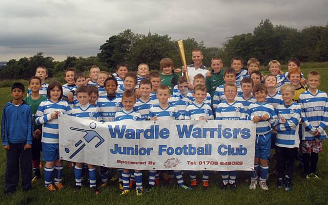 Wardle Warriors raise money for Cancer Research 
