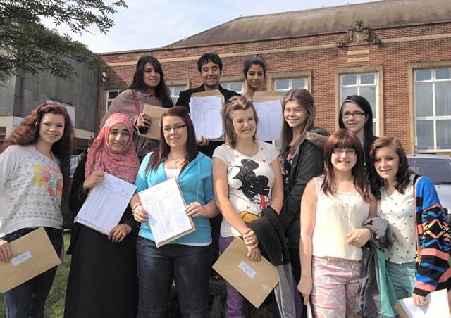 Amy Buckley, Mariyah Akhtar, Rebecca Staziker, Beth Mansfield, Caitlan Kerr, Rikki Goldrick

Front, Shannon Henry and Lauren Mcdowell
Back 3 Henna Zamir, Ilyaas Mohammed Javid, Nasia Javid