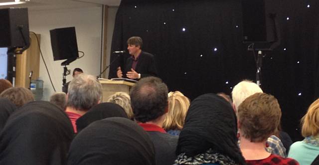 Simon Armitage gives readings of pieces of his work as well as talking about different aspects of his work 