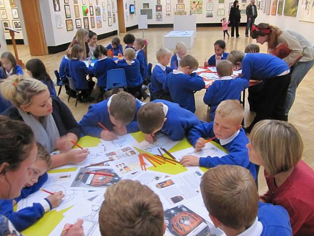 Crossgates Primary work with Leeds University students in the Gallery