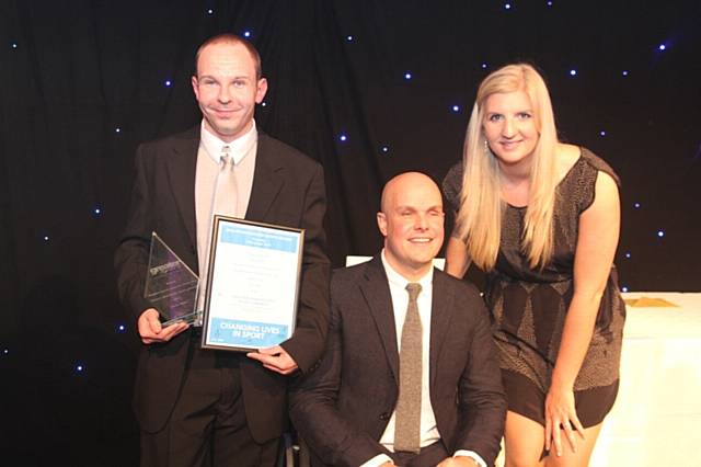 Jamie Kelly receiving his Disabled Sports Achiever of the Year Award from Rebecca Adlington and Mark Pollock