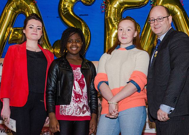 Emma Middlebrook, Trisha Medeiros & Alysa Costello with Wheatsheaf Centre Manager Martin Ballard