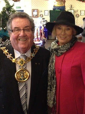 Mayor Peter Rush and  Mayoress Monica Rush at Littleborough Farmer’s Market and Craft Fair 