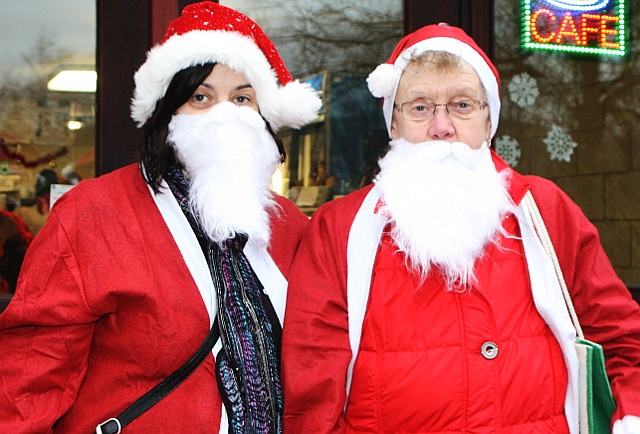 Tracy Laycock and Margaret Smith at Springhill Hospice Father Christmas Fun Run