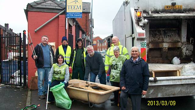 Andrew Wastling, Christine Mathewson, Naeem Khan, Glenn Williams, Councillor Linden, Jim, Sister Noel and Ghulam Rasul Shahzad 