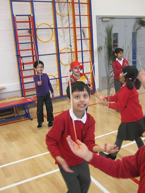 Skylight Circus visit Hamer Community Primary School