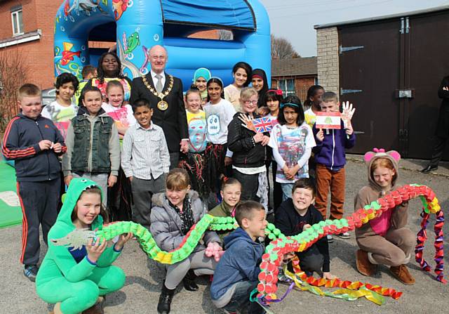 Junior wardens from Middleton, Kirkholt and Falinge with the Mayor of Rochdale, Cllr James Gartside.