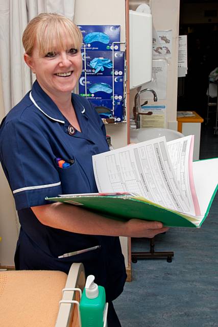 Rochdale News | News Headlines | 100 extra nurses to be hired ...