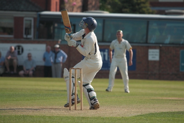 Andy Dawson cuts loose - Heywood beat Ormskirk 