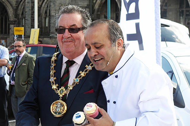 Feel Good Festival - Mayor Peter Rush with Chef Aazam Ahmad