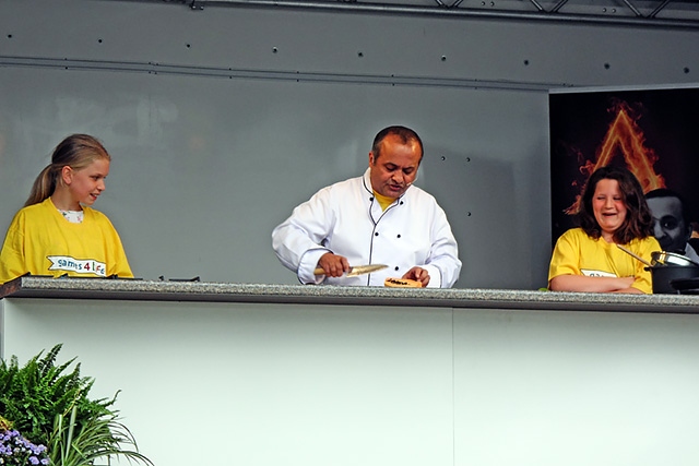 Feel Good Festival: Aazam Ahmad cookery demo on the celebrity food stage