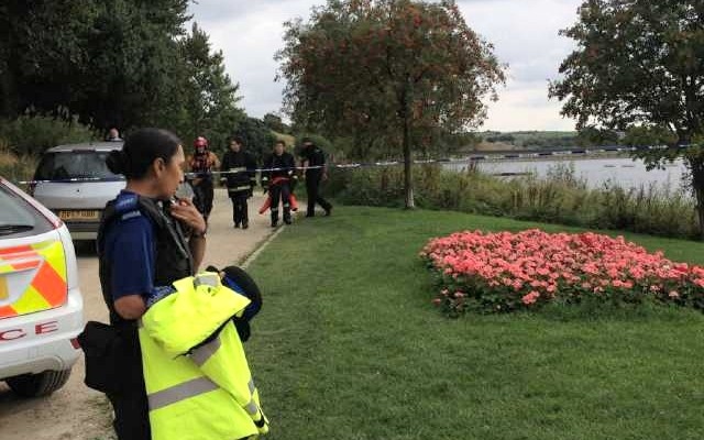 Emergency services at Hollingworth Lake