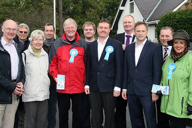 Grant Shapps with Iain Gartside and supporters