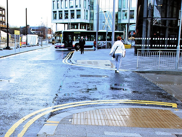 Lack of pedestrian crossings on Smith Sreet makes bus station dangerous