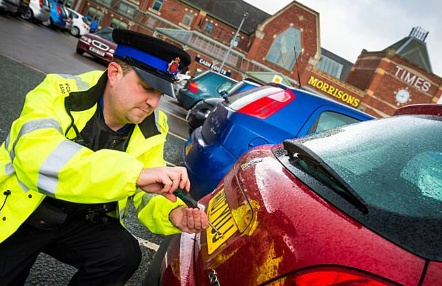 Police fitted car number plates with anti-theft screws at Morrison’s car park 