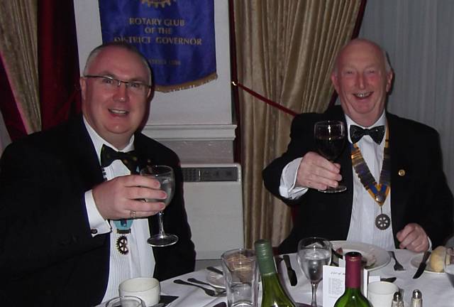 Rotarian Ged Heatherington and The Rotary Club of Middleton President Stuart Sawle