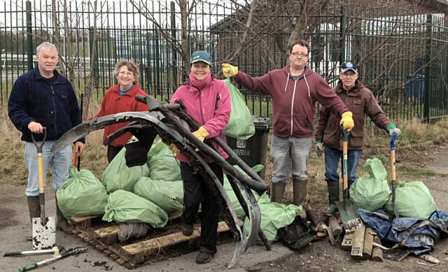 Milnrow and Newhey spring clean volunteers 
