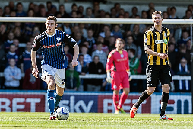 Rochdale v Southend United