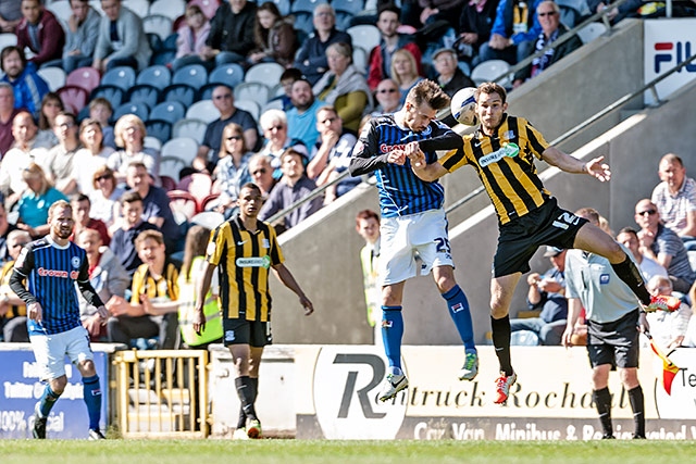 Rochdale v Southend United