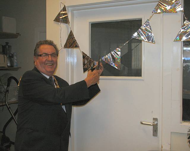 Mayor Peter Rush officially opens the new counselling room at Rochdale Connections Trust