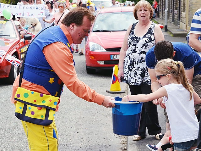 Milnrow and Newhey Carnival 2014