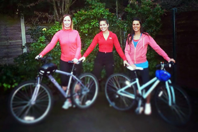 Natalie, Nikki and Jess get ready for their chairty cycle ride