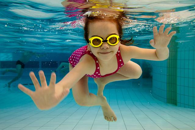 As Britain basks in warm weather, SPATA encourages parents to ensure their children swim safely