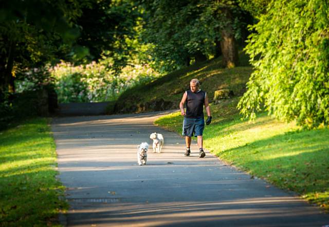 Walking through Queens Park, Heywood
