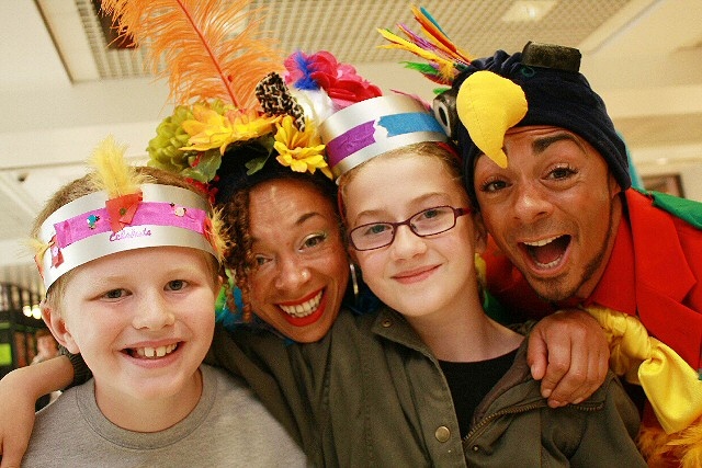 Miranda Maracas and Frederico Flapalot with James Lowe and Caitlin O'Mahoney