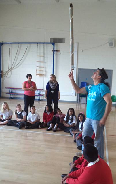 The Hamer year got off to an exciting start with a visit from the Skylight Circus the children and staff loved spinning plates and learning fun balancing acts! 