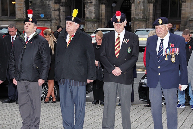 Two minute silence is observed at the Cenotaph to mark Armistice Day