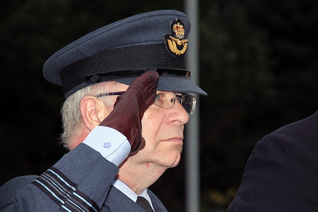 Two minute silence is observed at the Cenotaph to mark Armistice Day