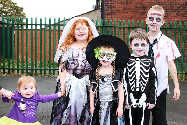 Sudden and Brimrod Community Centre Halloween party<br />Isla, Erin, Ella, Ashton and Aidan