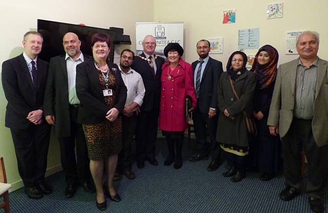 Andy Glover (RBC), Tahir Mahmood (Active Citizen), Cllr Janet Emsley, Dobir Miah (Active Citizen), Cllr Ray Dutton (Deputy Mayor), Mrs Elaine Dutton (Deputy Mayoress), Sajjad Miah (RBC), Councillor Sameena Zaheer, Jannah Hayah (Active Citizen), Ghulam Rasul Shahzad (Active Citizen)