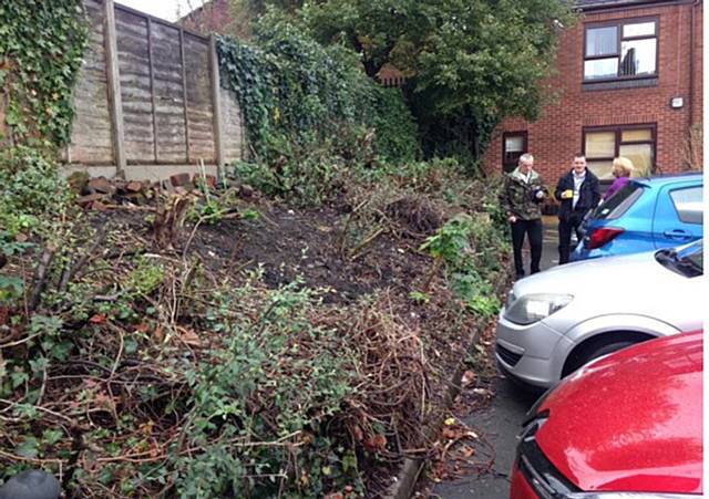 The banking next to Anchor Housing’s Bridgewood Lodge was a redundant piece of land strewn with rubbish, overgrown shrubs and tree stumps