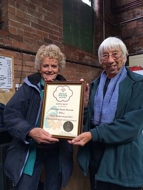 Margaret Haigh and Thelma Wright with the Britain in Bloom silver medal award 2015