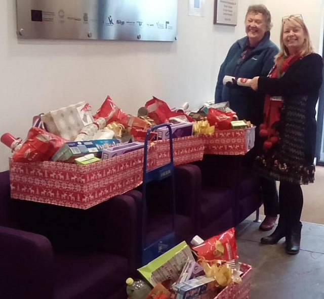 Andrea Ashton receives hampers from St Chad's Church