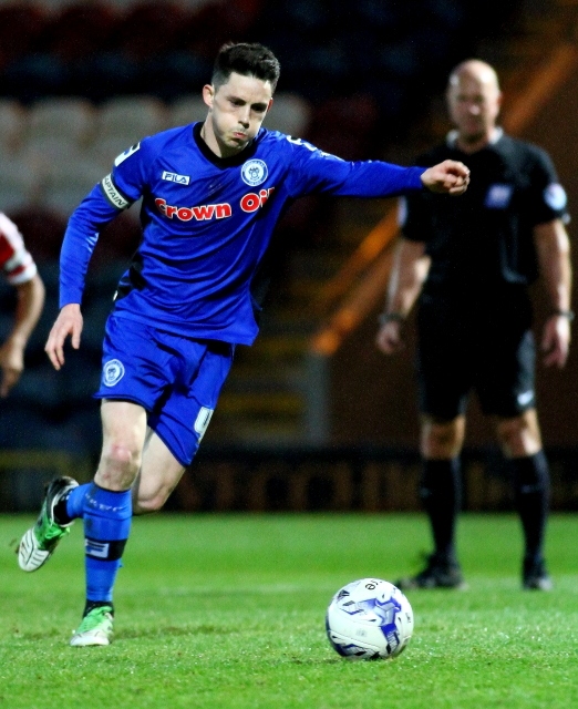 Rochdale v Swindon Town