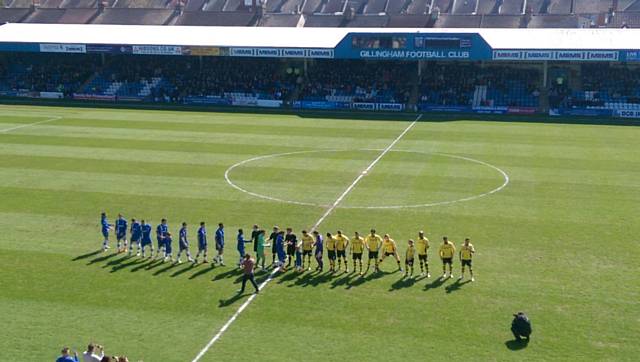 Gillingham 1-0 Rochdale