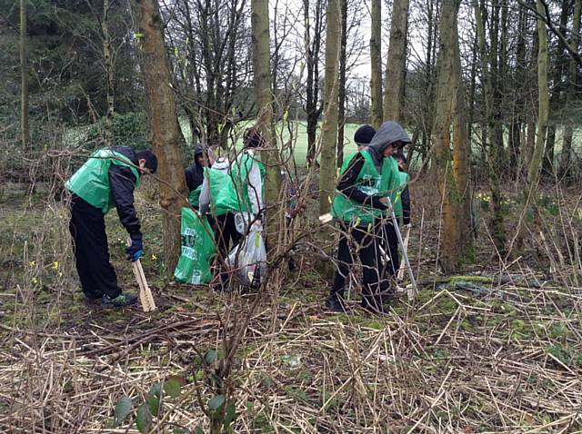 Matthew Moss High School Year 8 Anti - Litter Campaign