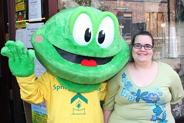 Yorkshire Street Hospice shop staff go green with Springy