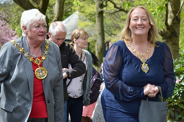 Middleton May Day Celebration<br />Mayor of Rochdale, Carol Wardle and Mayoress, Beverley Place